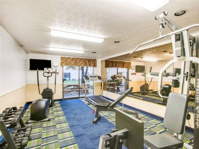 Oyo Hotel Spokane North Εξωτερικό φωτογραφία