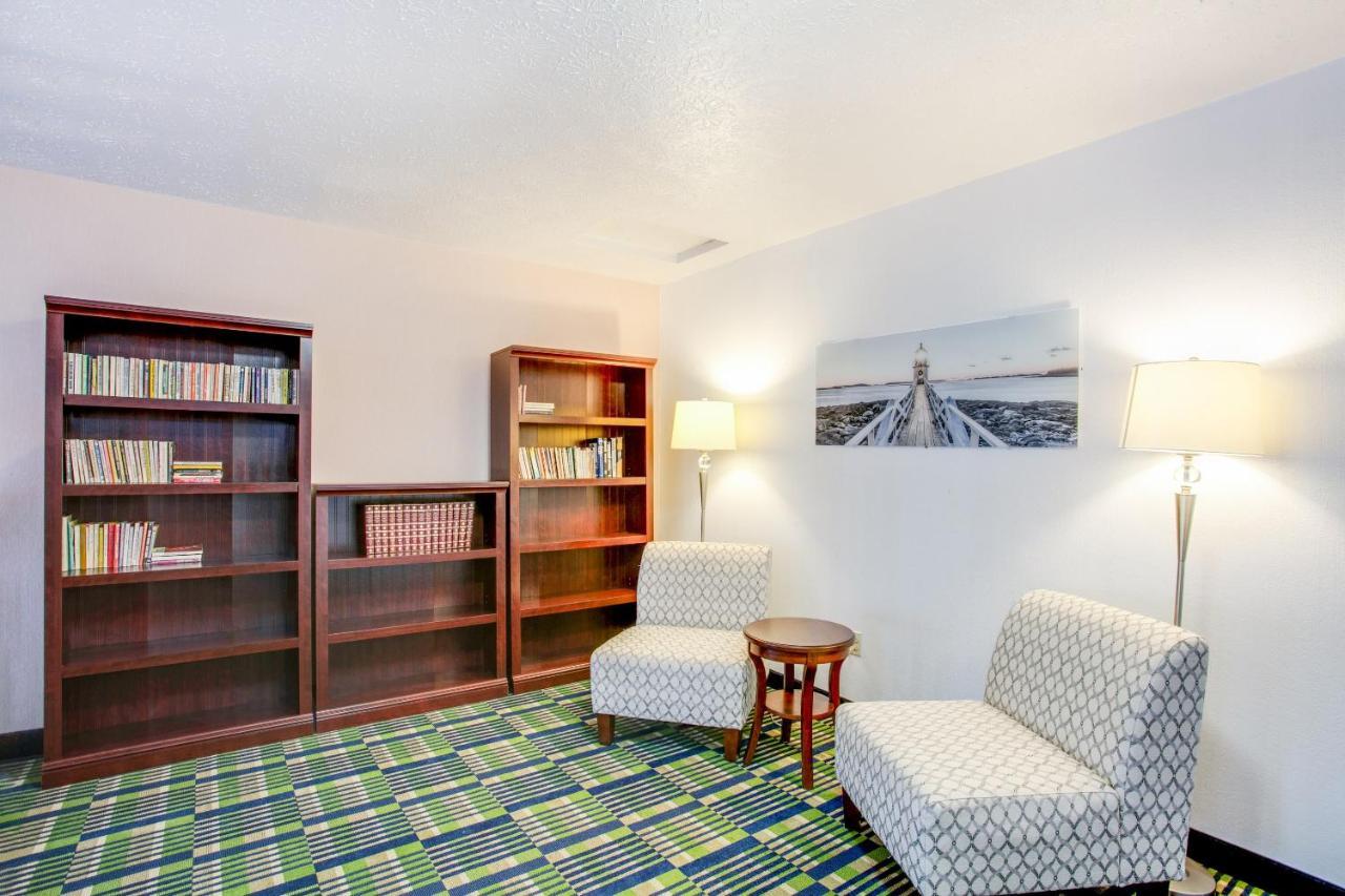Oyo Hotel Spokane North Εξωτερικό φωτογραφία